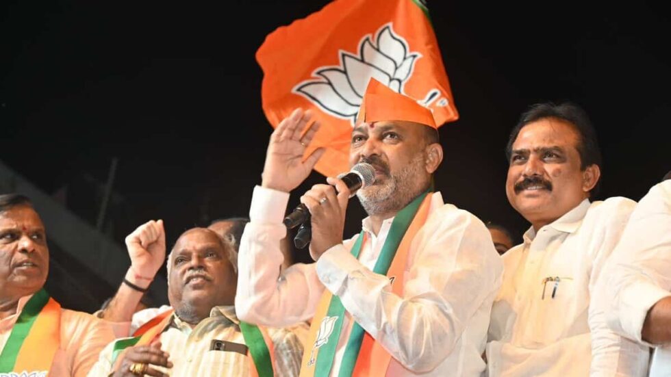 Deccan Alert | Union Minister Accuses Former CM K Chandrasekhar Rao of Injustice in Krishna River Water Allocation