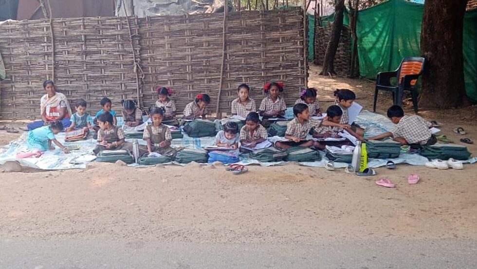 Deccan Alert | Remote Tribal School Forced to Operate on Roadside due to Locked Gate by Land Donor