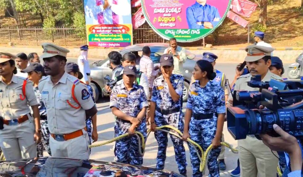 Deccan Alert | Police Obstruction Sparks Protests as BRS Leaders Detained and Opposition Leader Denied Hospital Access in Hyderabad