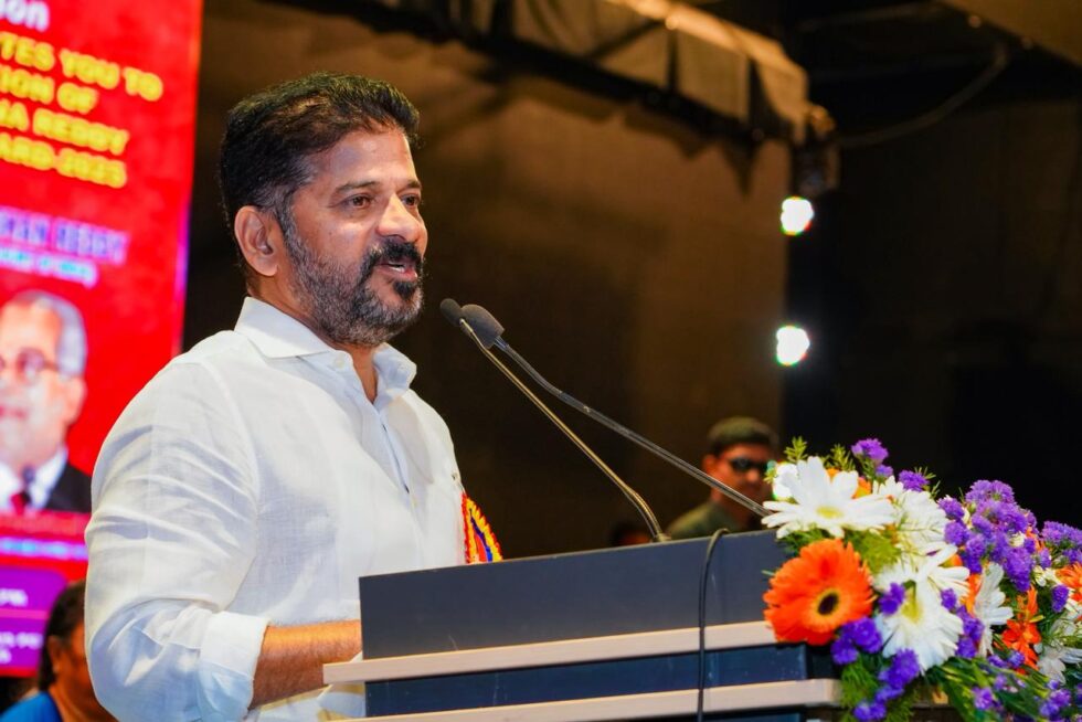 Deccan Alert | Revanth Reddy Questions KCR Family’s Wealth, Rejects ‘Telangana Jaatipita’ Claims